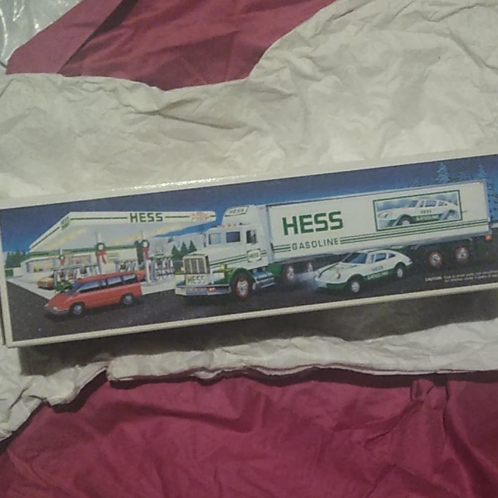Hess 18 wheeler collectibles